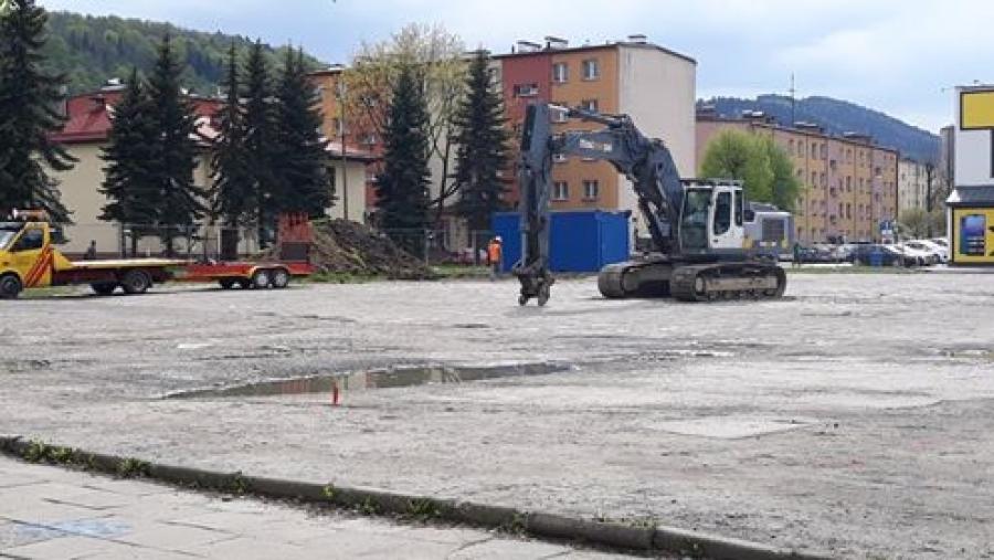 Ruszyła budowa centrum Wildera. Czy to jednak dobry patron?