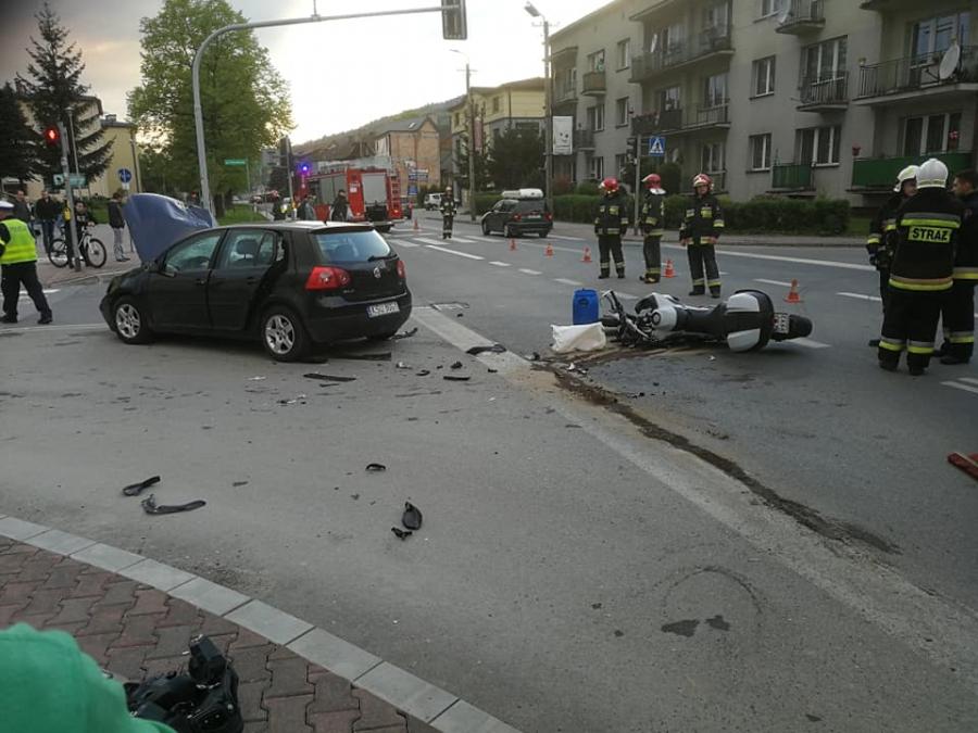 Zderzenie osobówki z motorem