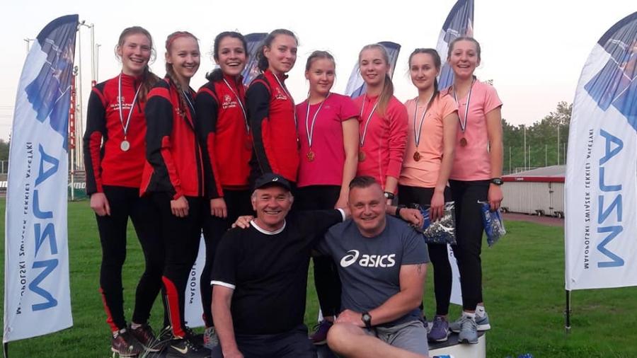 Młodzież z powiatu suskiego w wyśmienitej, medalowej formie! Medalowa sobota na Mistrzostwach Małopolski U-18 i U-20