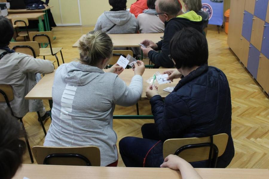 Rodzice i nauczyciele uczyli się o narkotykach