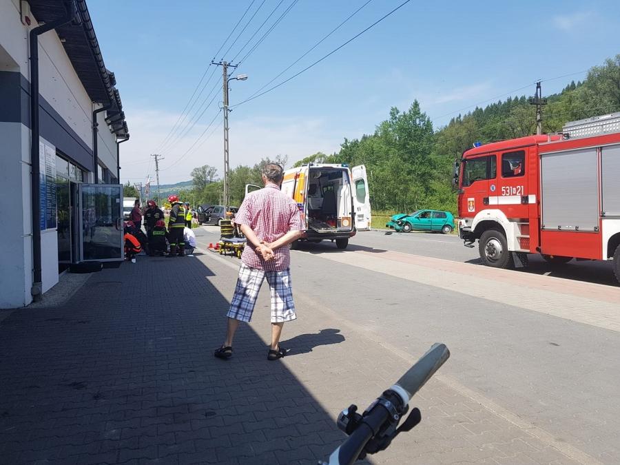 Wypadek w Suchej, utrudnienia na drodze
