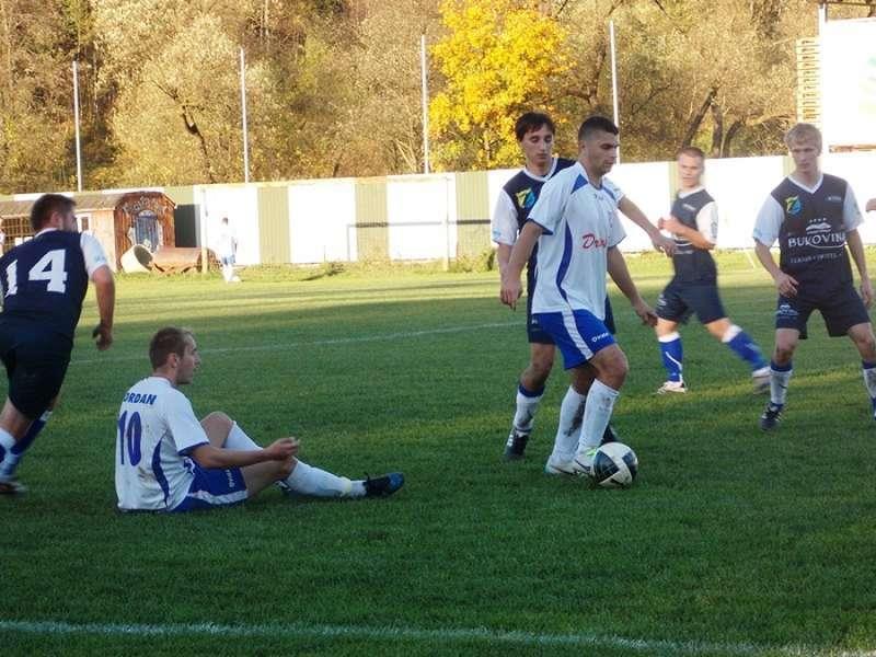 Piłkarska niedziela: Pierwszy raz Halniaka, Watra z pucharem