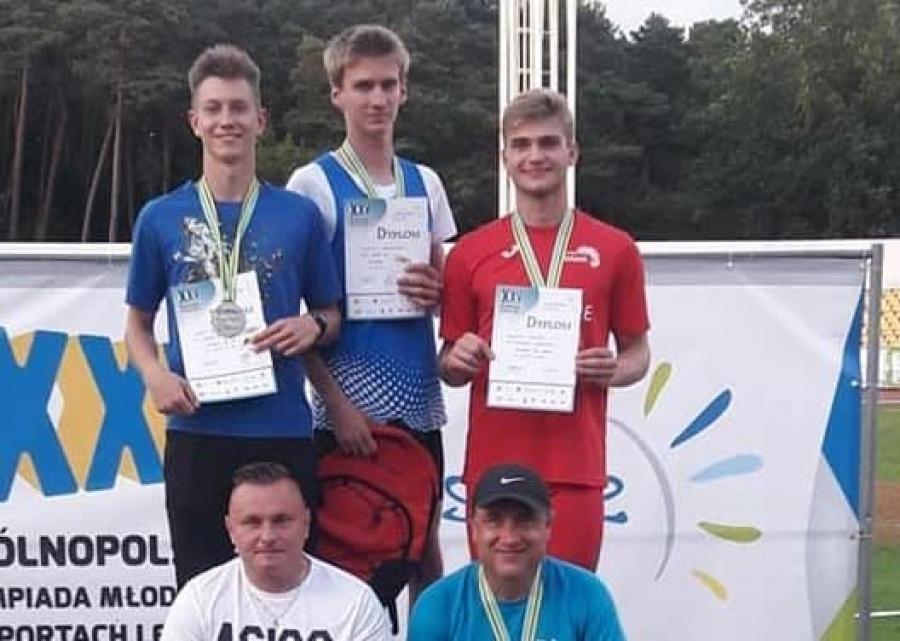 Kamil Wajdzik wyskakał srebrny medal podczas MP U-18!