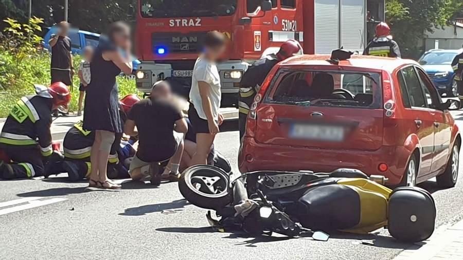Zderzenie motocykla z osobówką
