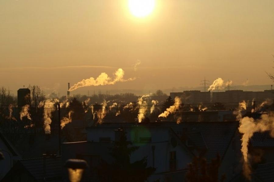 Małopolanie palą co popadnie