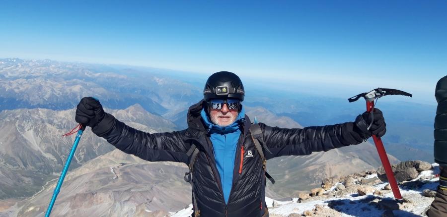 Elbrus zdobyty!
