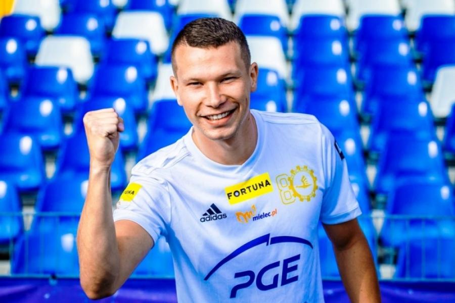Mateusz Mak strzela, Stal Mielec awansuje dalej