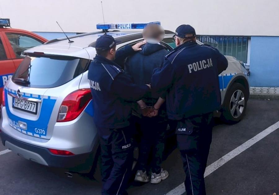 Fałszywy policjant zatrzymany, a pieniądze odzyskane