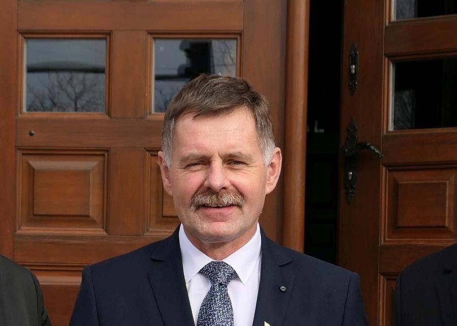 Włodarz z powiatu suskiego wysoko w wojewódzkim plebiscycie