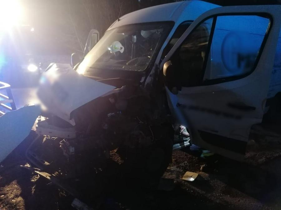 Dostawczak wypadł z drogi