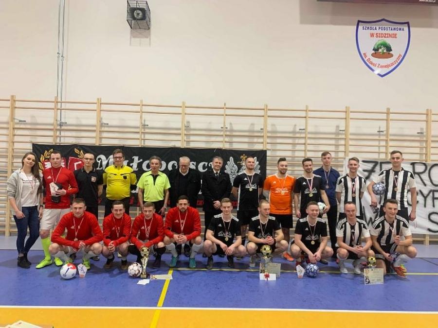 Na sportowo upamiętnili 75 rocznicę pacyfikację wsi Sidzina