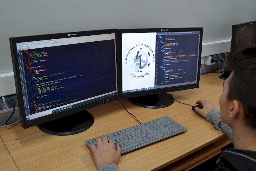 Programista IT to zawód przyszłości, który zdobędziesz w ZS im. W. Goetla