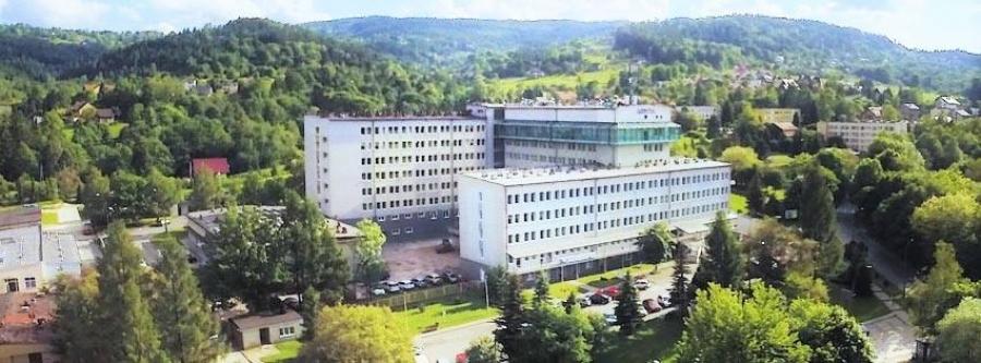 Ograniczenie odwiedzin na oddziałach szpitalnych