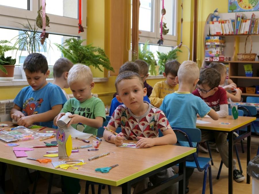 Żłobki, przedszkola i szkoły zamknięte na dwa tygodnie
