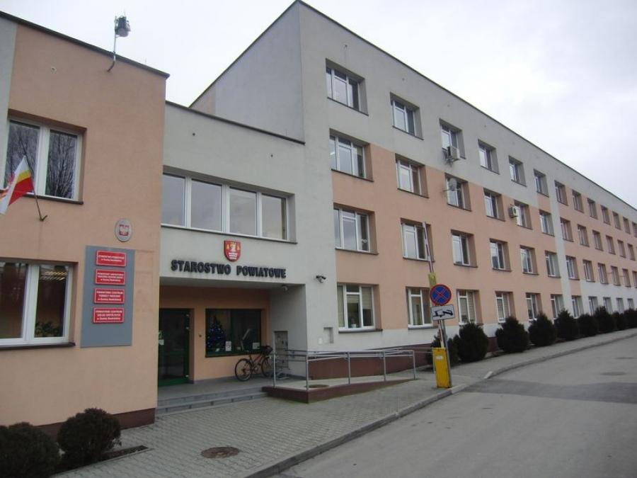 Zmiany w funkcjonowaniu starostwa - największe w komunikacji i geodezji