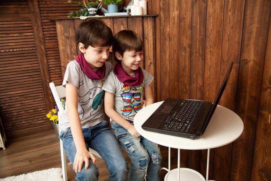 Lekcje z internetu - rusza serwis gov.pl/zdalnelekcje