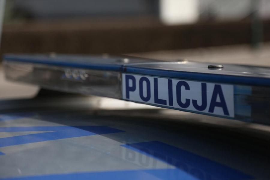 Gmina Budzów: Piją i palą przy moście i na przystanku