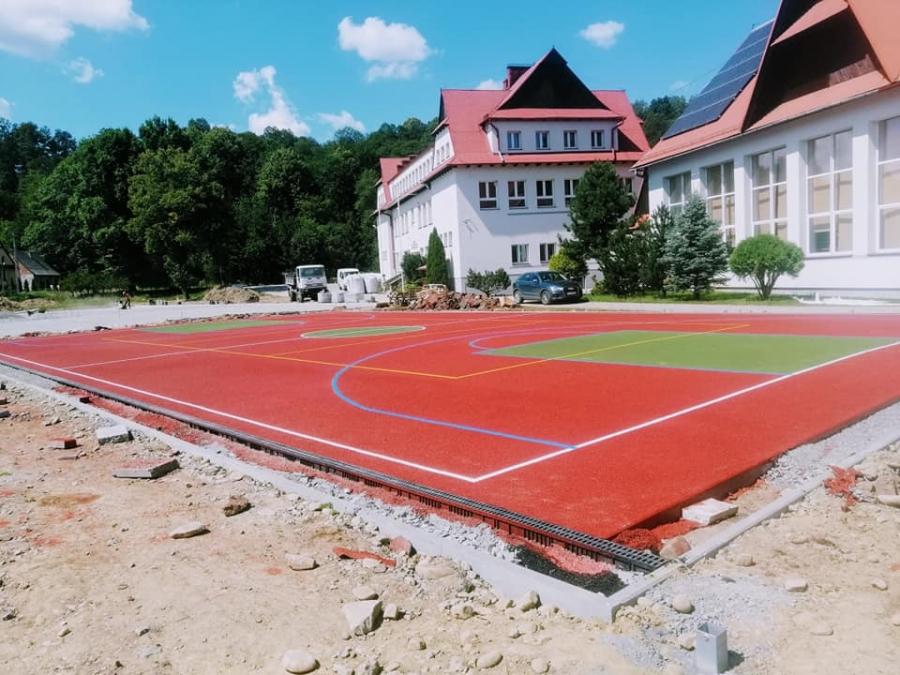Wielka przebudowa. Szkolne boiska zmienią się nie do poznania