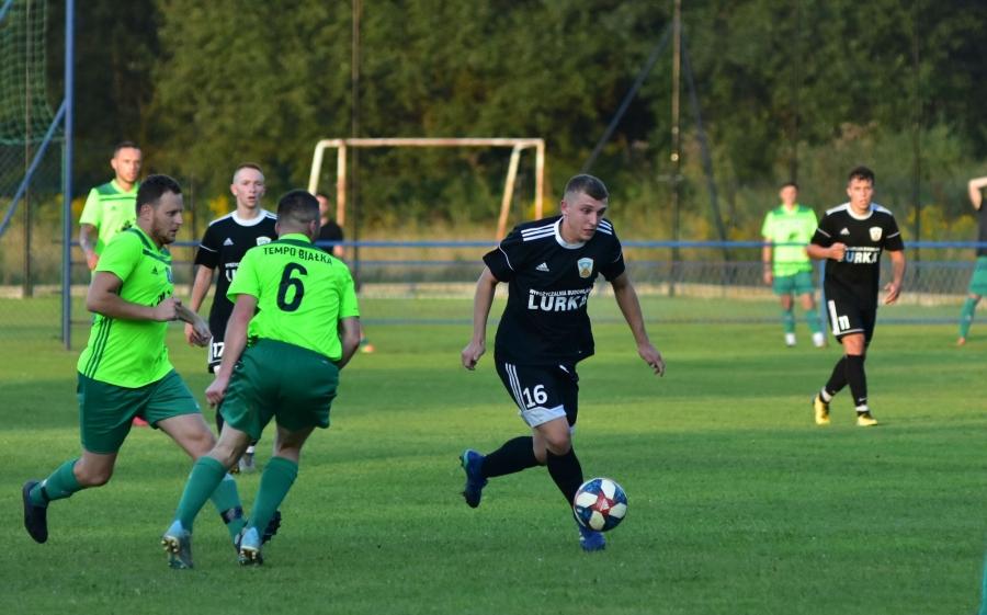 Piłkarski weekend: Kalicki przywitał się z Białką, Babia Góra doczekała się wyroku, hattrick Bali w meczu Bystra-Świt, Żuraw wreszcie zwycięski