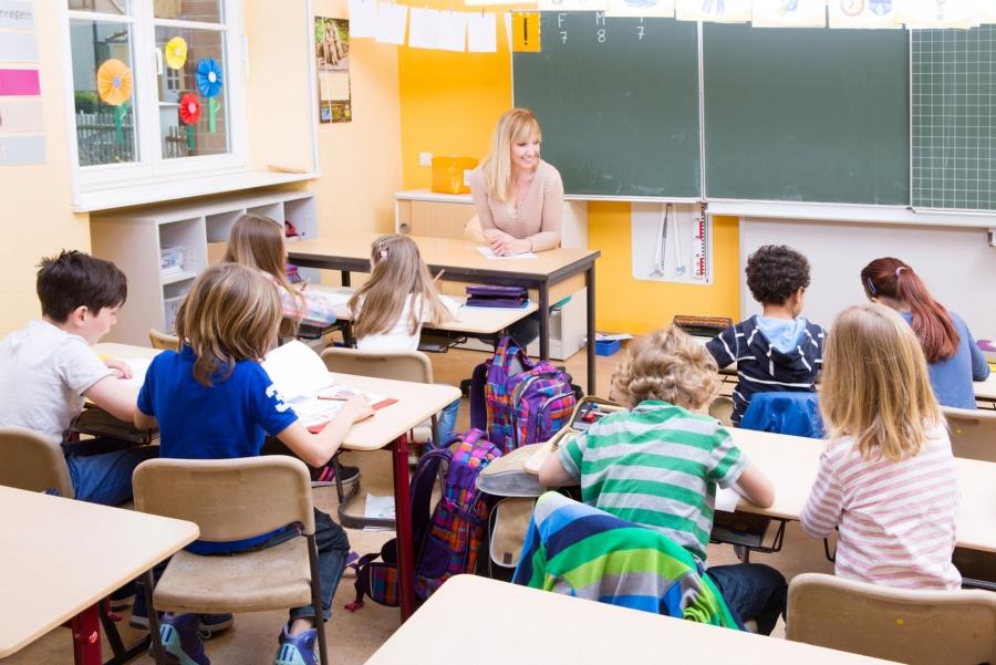 Obecność nauczyciela wspomagającego podczas zajęć realizowanych indywidualnie z uczniem
