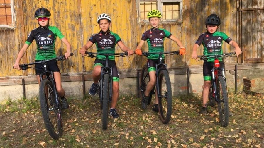 Maria Długosz i Maks Matyasik mistrzami Polski w zawodach szkółek kolarskich MTB!