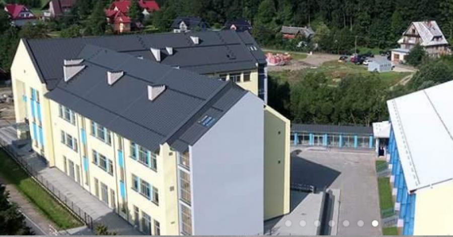 Podstawówka w centrum Zawoi do końca tygodnia w trybie zdalnym
