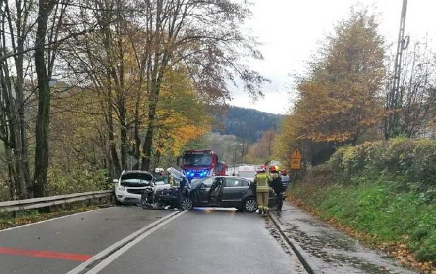 Baczyn: Poważny wypadek. Są poszkodowani, droga nieprzejezdna