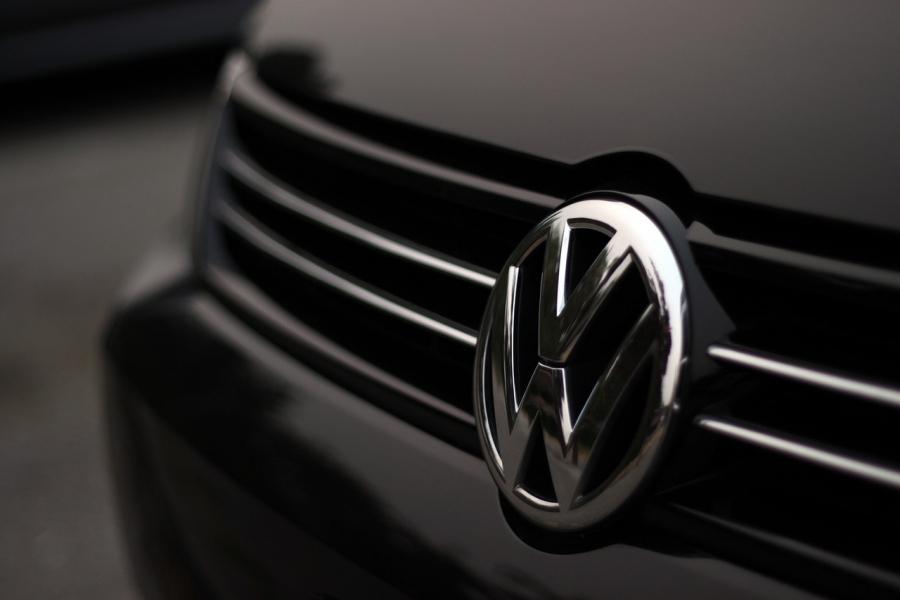 Upatrzył sobie cudze volkswageny. Jeden się zepsuł, to buchnął drugiego