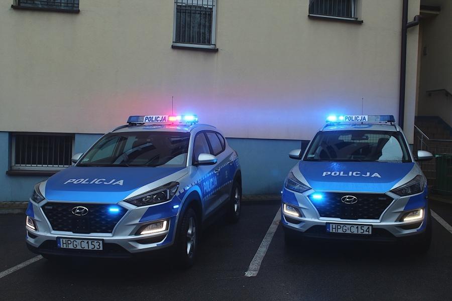 Suska komenda policji wzbogaciła się o trzy radiowozy. W połowie zapłaciły za nie samorządy