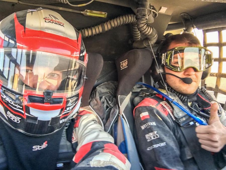 Michał Goczał i Szymon Gospodarczyk awansowali do pierwszej dziesiątki Rajdu Dakar!