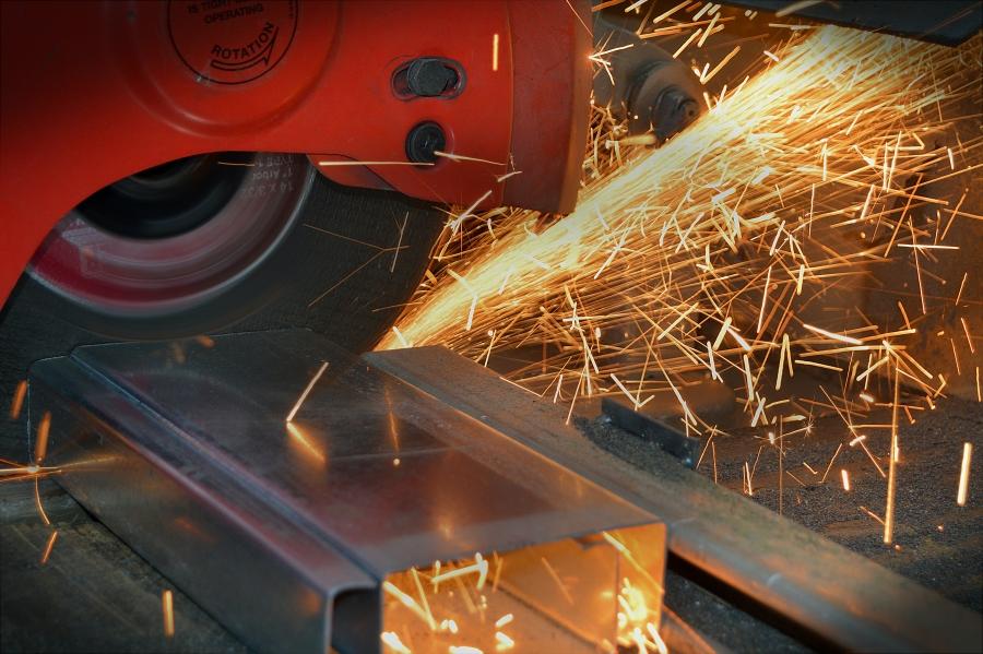 Mechaniczna obróbka metali - na czym polega i kiedy się ją stosuje?
