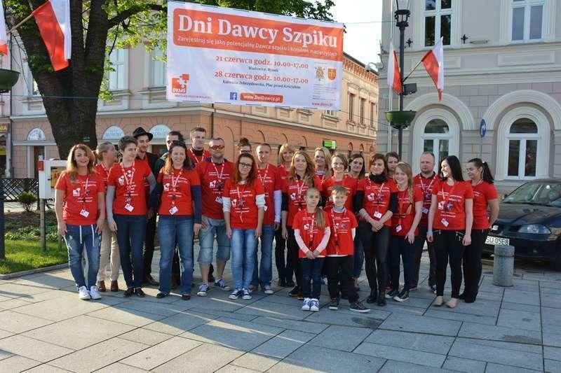 Tego jeszcze nie było! Wielkie zdjęcie potencjalnych Dawców szpiku.