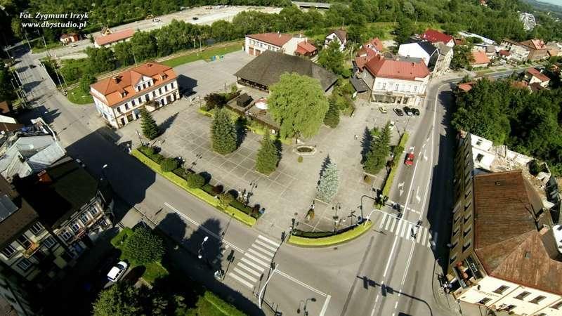 Sucha Beskidzka. Będą konsultacje ws. rynku