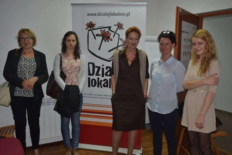 Przyjemnie, pożytecznie i artystycznie, czyli  wakacje z KOMIkadze