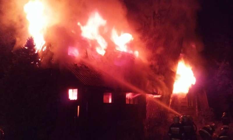 Nocny pożar w Sidzinie