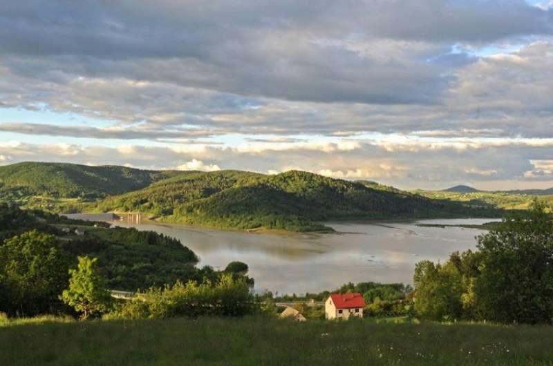 Skarby z dna zbiornika trafią do Suchej Beskidzkiej?