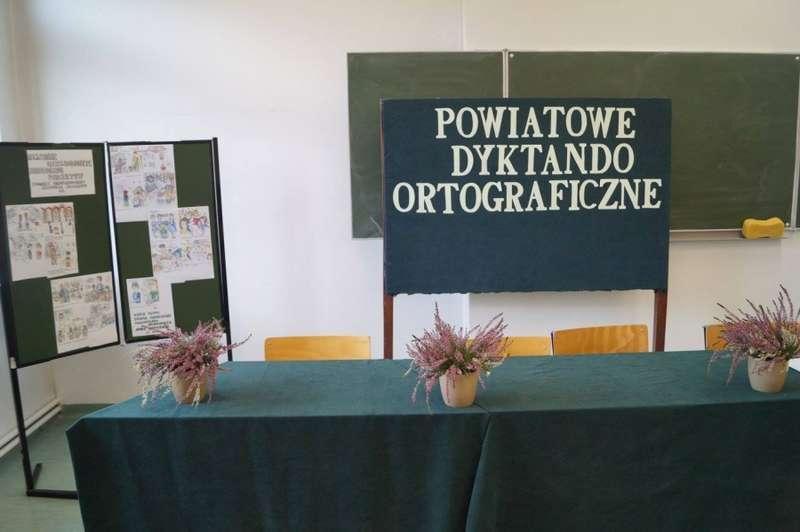 Zmagania  ortograficzne w suskim LO.