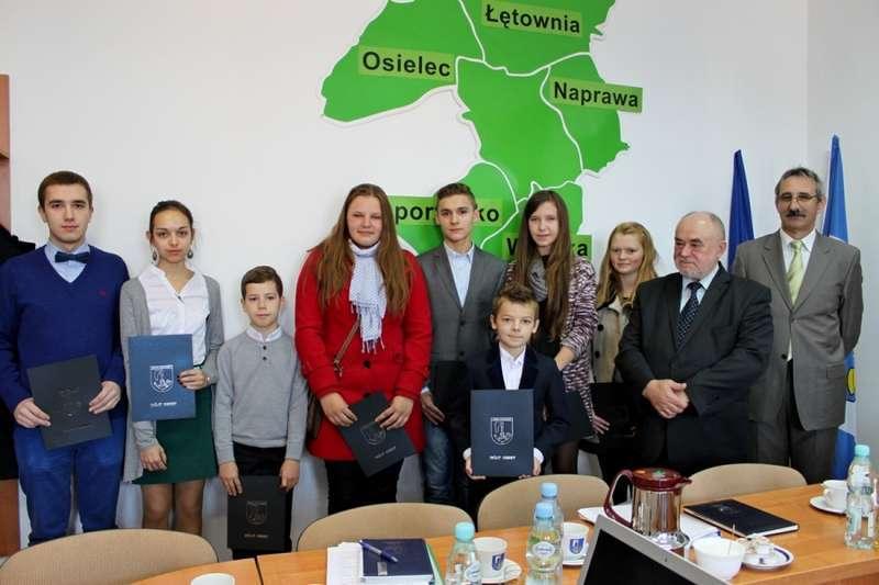 Stypendia dla uzdolnionych uczniów z gminy Jordanów