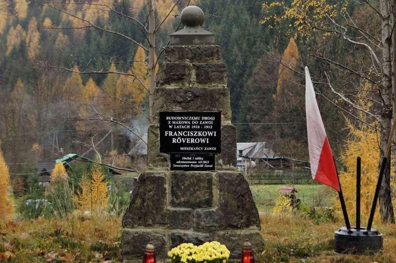 Obelisk Franciszka Rövera -  najstarszy zawojski pomnik