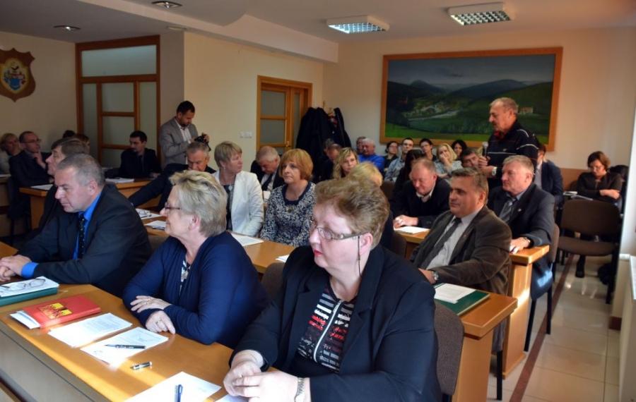 Sucha Beskidzka. Rada chce słuchać mieszkańców