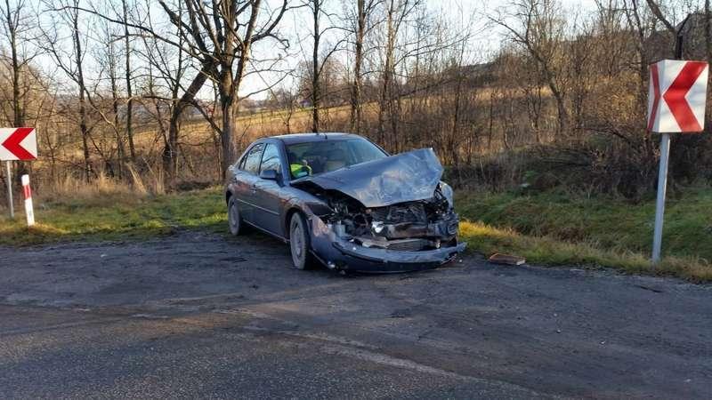 Jordanów. Wypadek na serpentynach