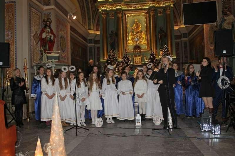 Noworoczny Koncert Kolęd w Osielcu - wideo