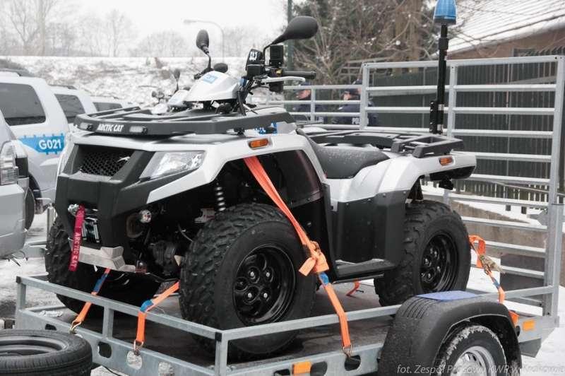 Nowe samochody osobowo-terenowe dla małopolskiego garnizonu Policji