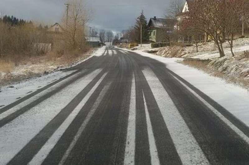 Powiat. Zdrowe relacje to te z ograniczonym zaufaniem
