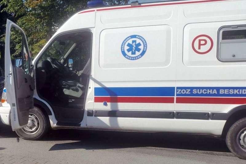 Rowerzysta przewrócił się na jezdnię