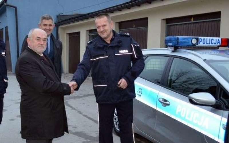 Aby było bezpiecznie, warto powiadomić policję