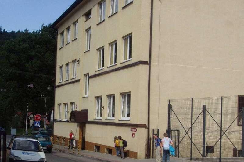 Rada Rodziców Szkoły Podstawowej nr 2 w Suchej Beskidzkiej dziękuje.