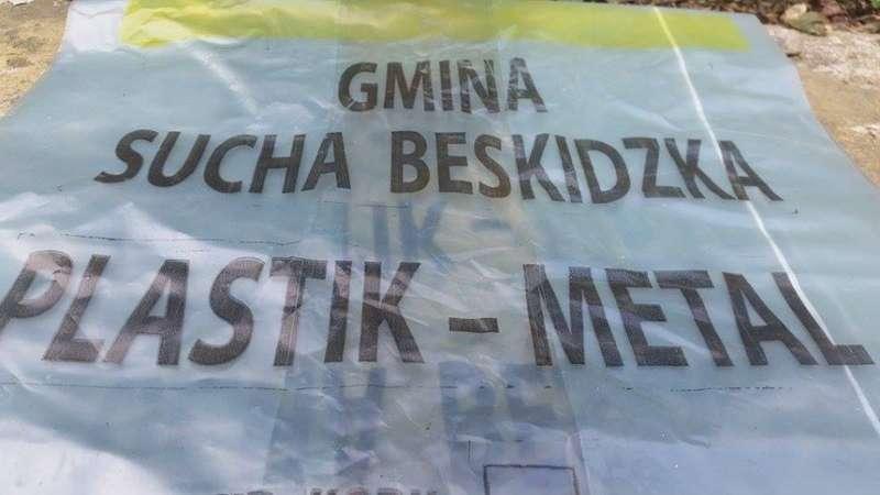 Sucha Beskidzka. Lepiej oddać niż wywieźć do lasu