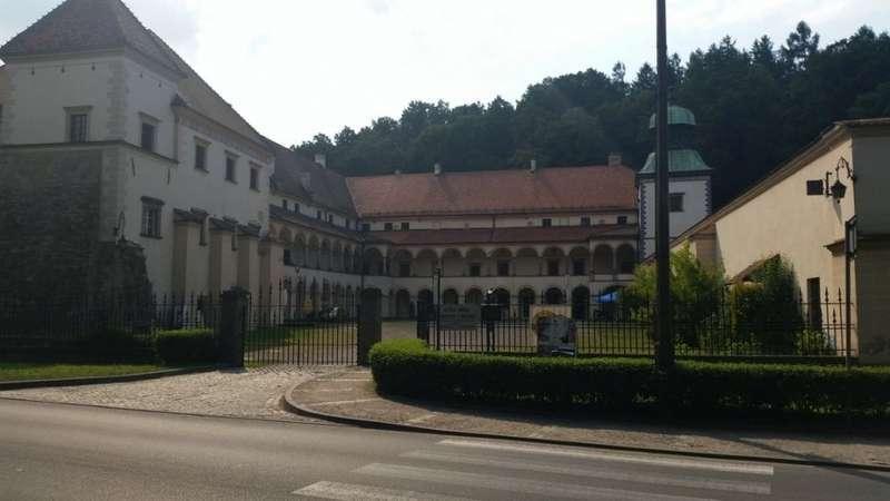 Bank z Suchej Beskidzkiej pożyczy na Zamek
