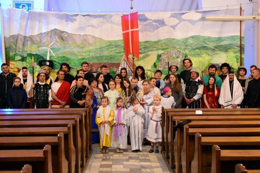 (VIDEO) Misterium Męki Pańskiej Zawoja Zakamień 2016
